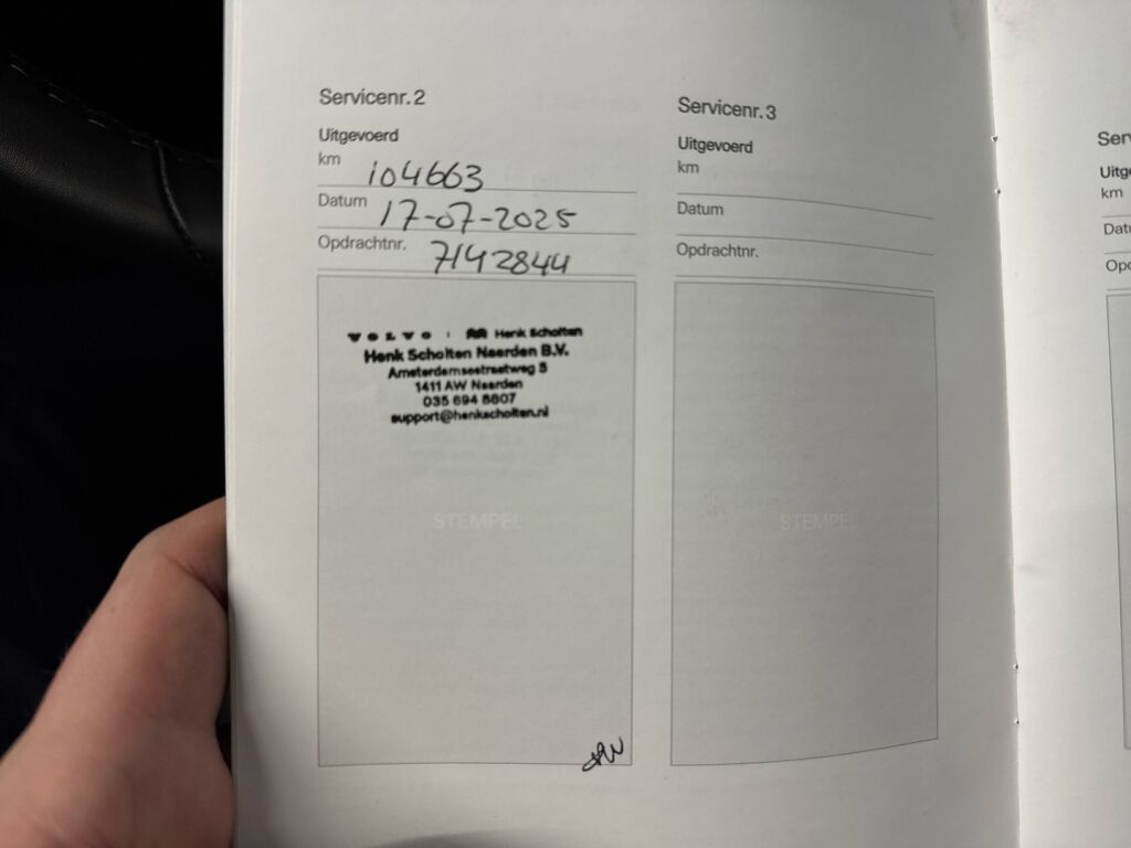 Polestar 2 2021 Musta