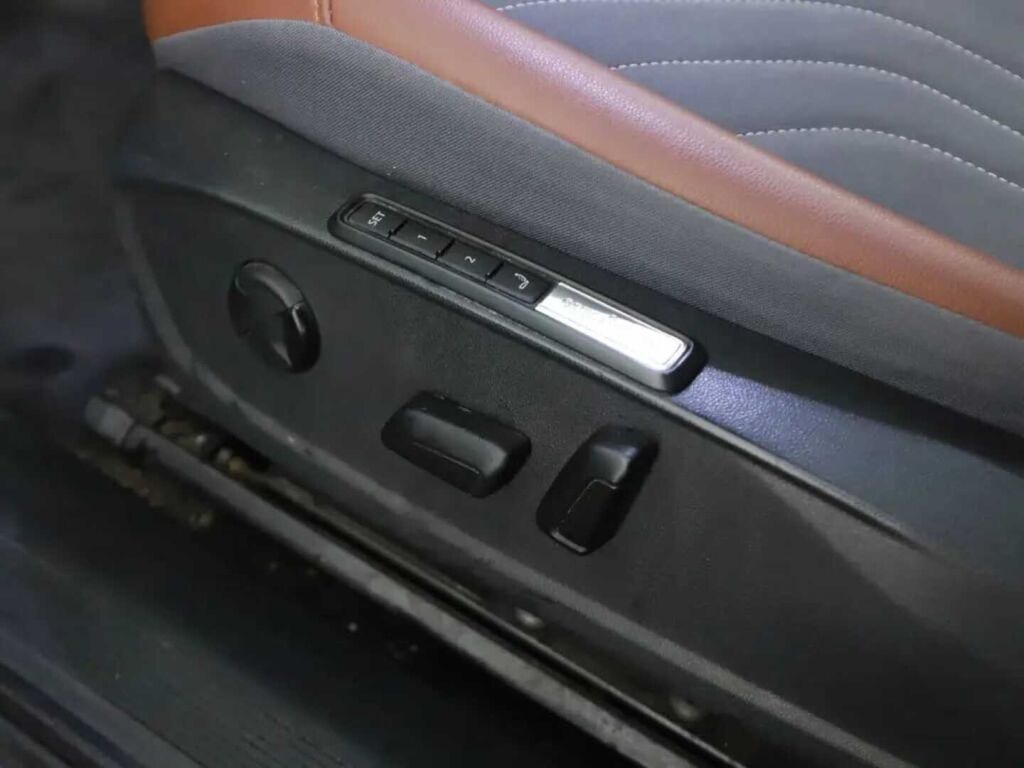 Volkswagen ID.4 2021 Harmaa