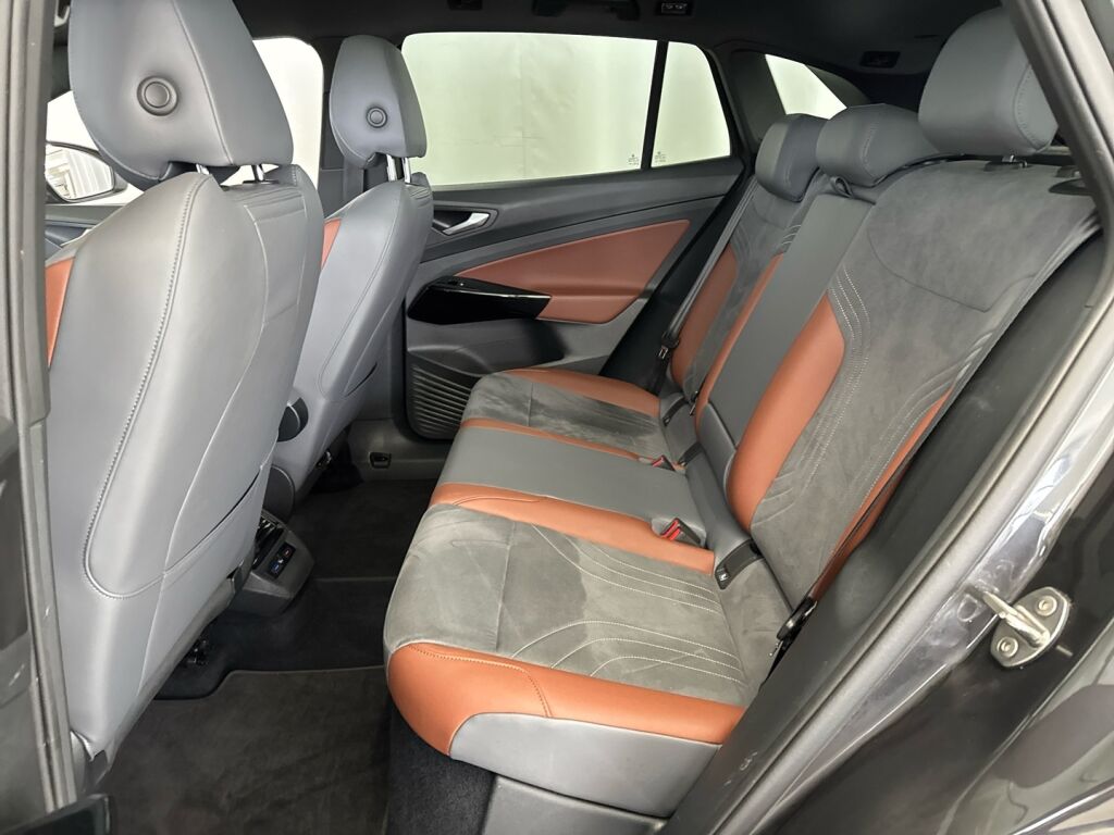 Volkswagen ID.4 2021 Harmaa