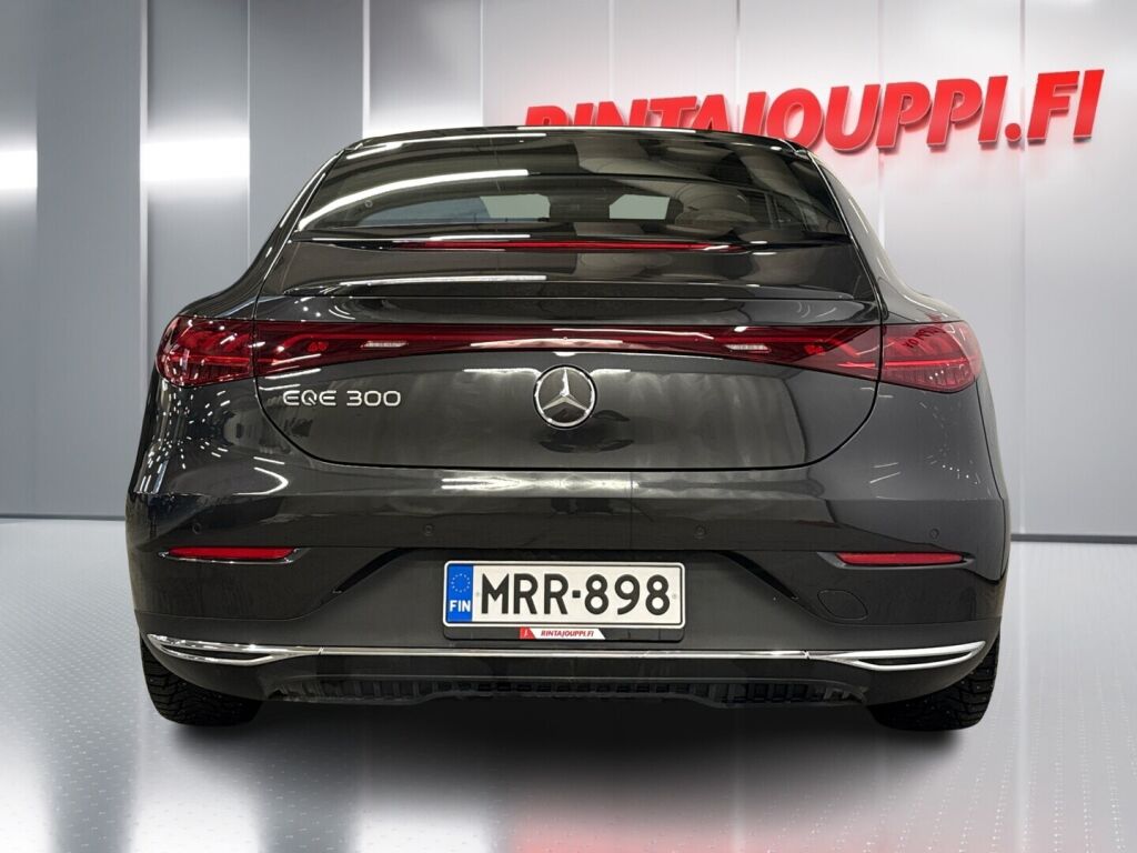 Mercedes-Benz EQE 2025 Musta