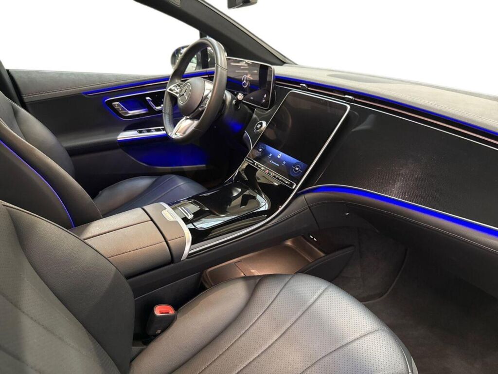 Mercedes-Benz EQE 2025 Musta