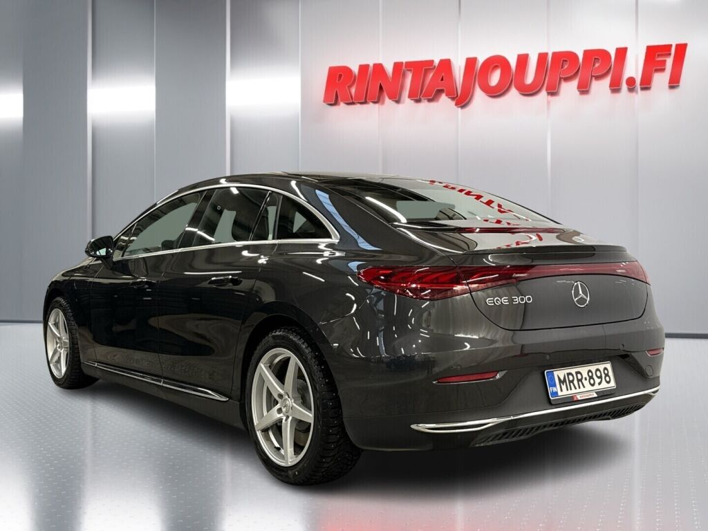 Mercedes-Benz EQE 2025 Musta