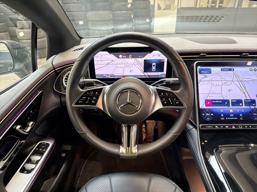 Mercedes-Benz EQE 2025 Musta