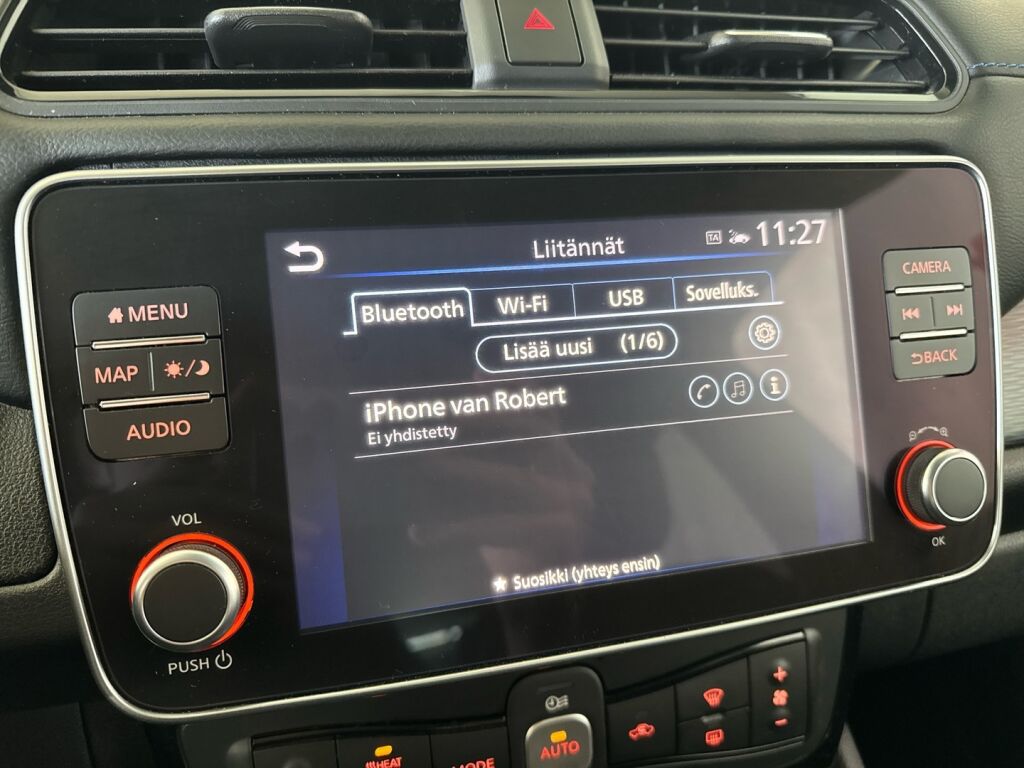 Nissan LEAF 2021 Musta