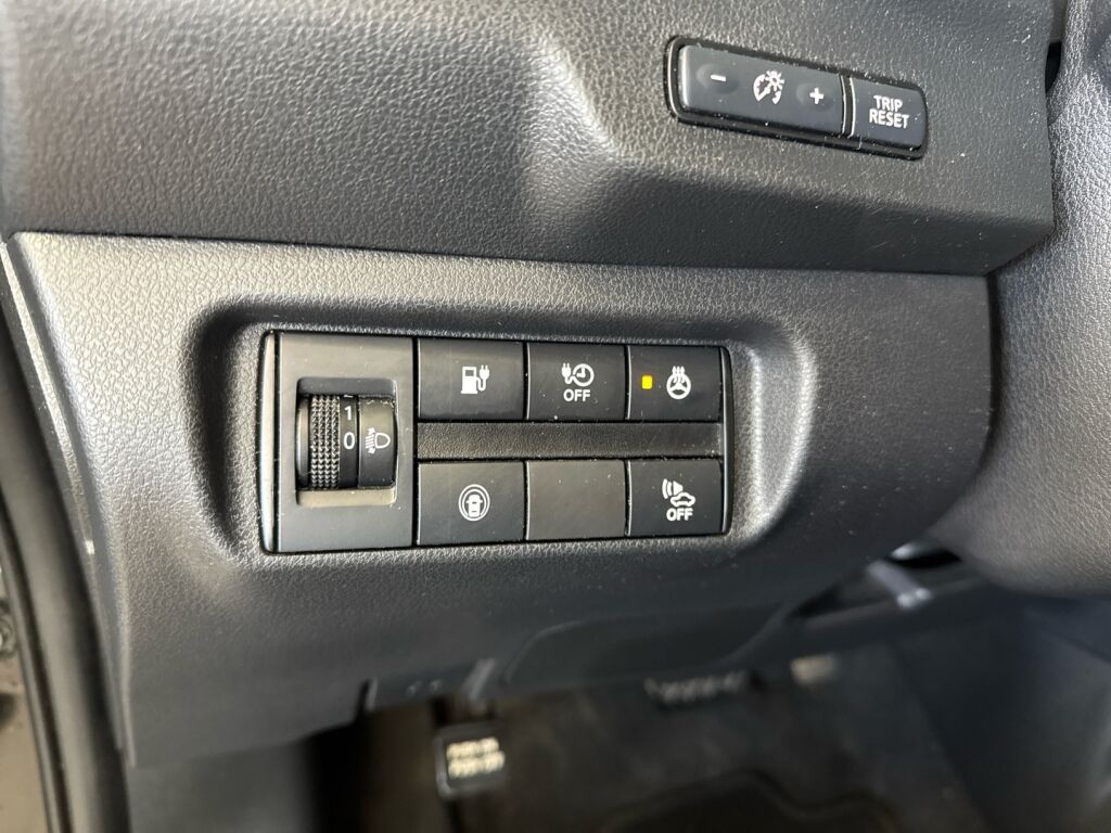 Nissan LEAF 2021 Musta