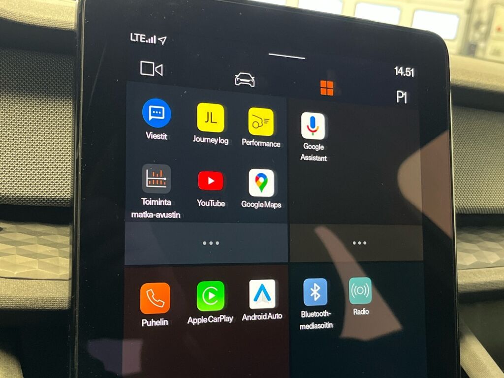 Polestar 2 2023 Valkoinen