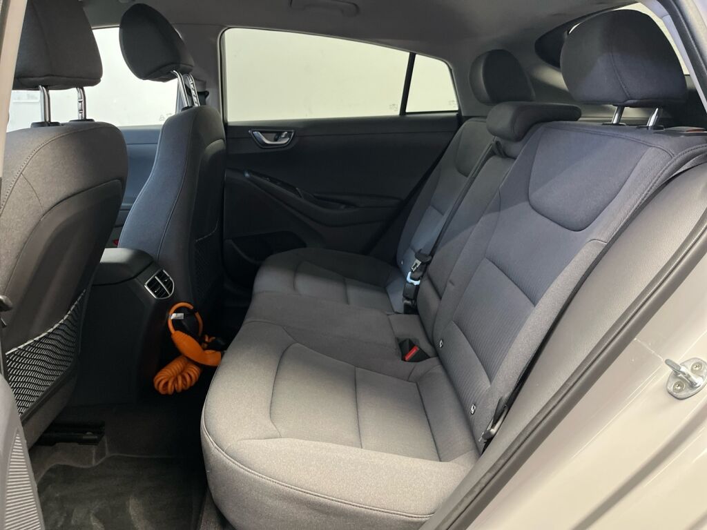 Hyundai IONIQ electric 2022 