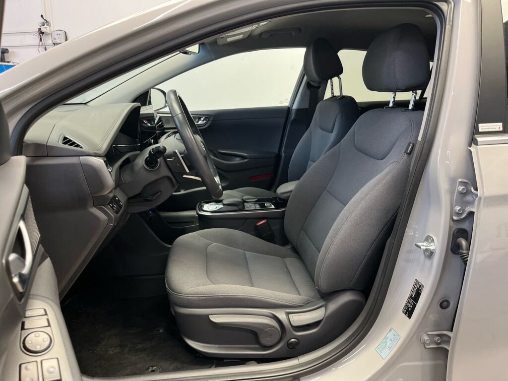 Hyundai IONIQ electric 2022 