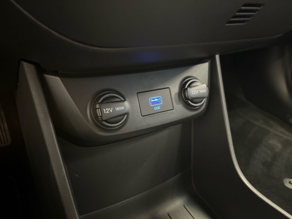 Hyundai IONIQ electric 2022 