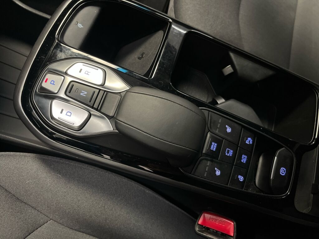 Hyundai IONIQ electric 2022 