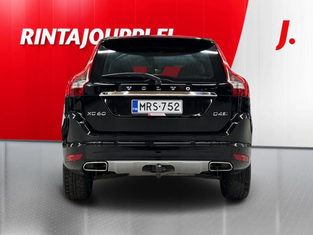 Volvo XC60 2016 Musta