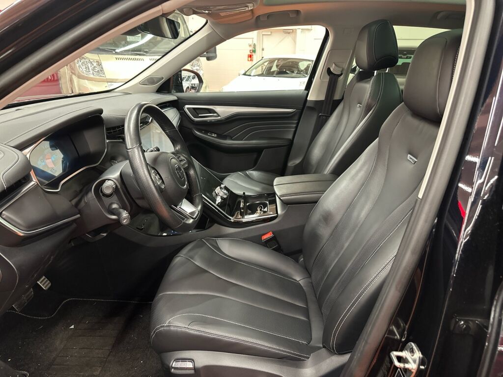 Mg Marvel R 2022 Musta