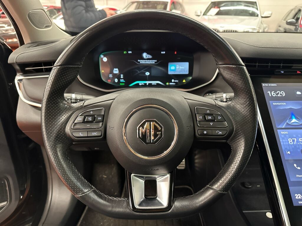 Mg Marvel R 2022 Musta