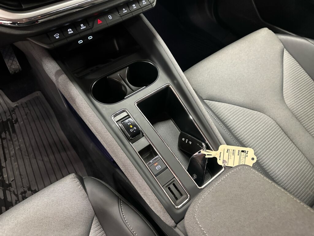 Skoda Enyaq 2023 Harmaa