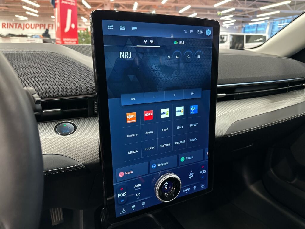 Ford Mustang 2021 Musta