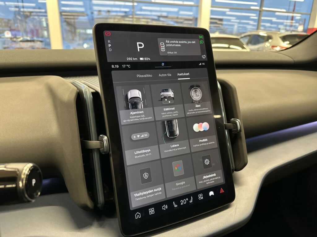 Volvo EX30 2024 Harmaa