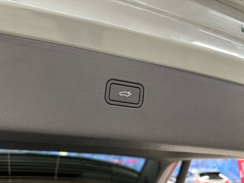 Volvo EX30 2024 Harmaa