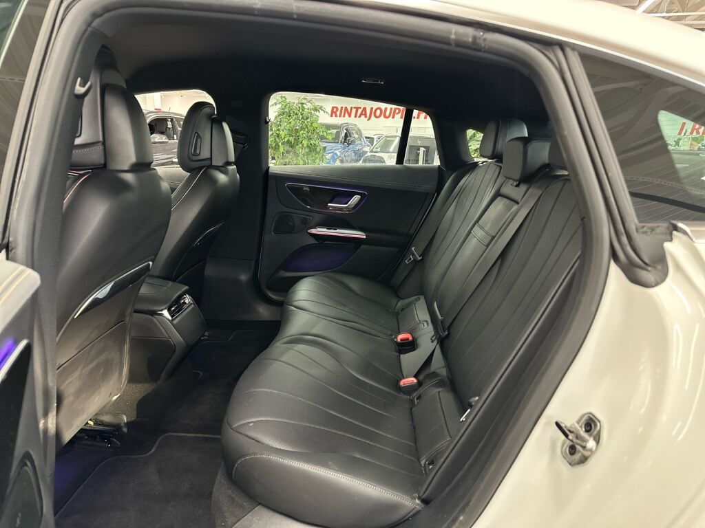 Mercedes-Benz EQE 2025 