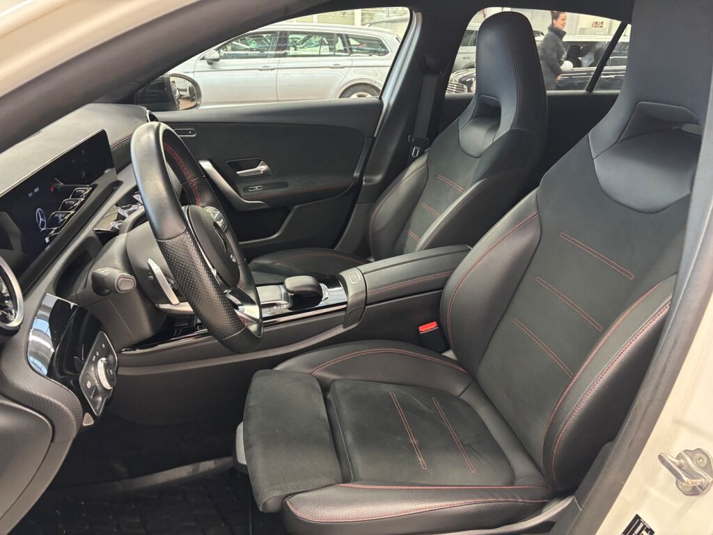 Mercedes-Benz A 2022 Valkoinen
