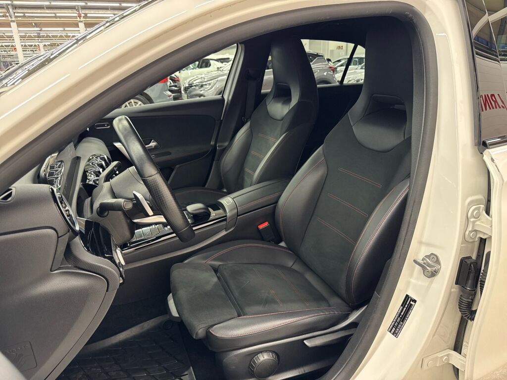 Mercedes-Benz A 2022 Valkoinen