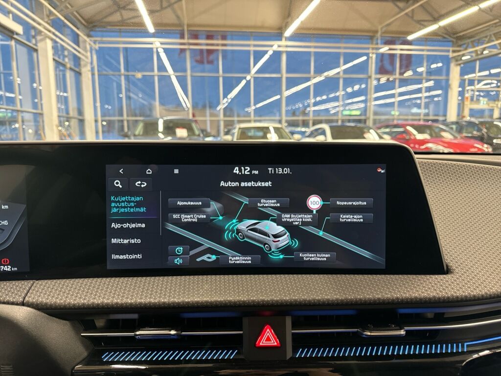 Kia EV6 2022 Sininen