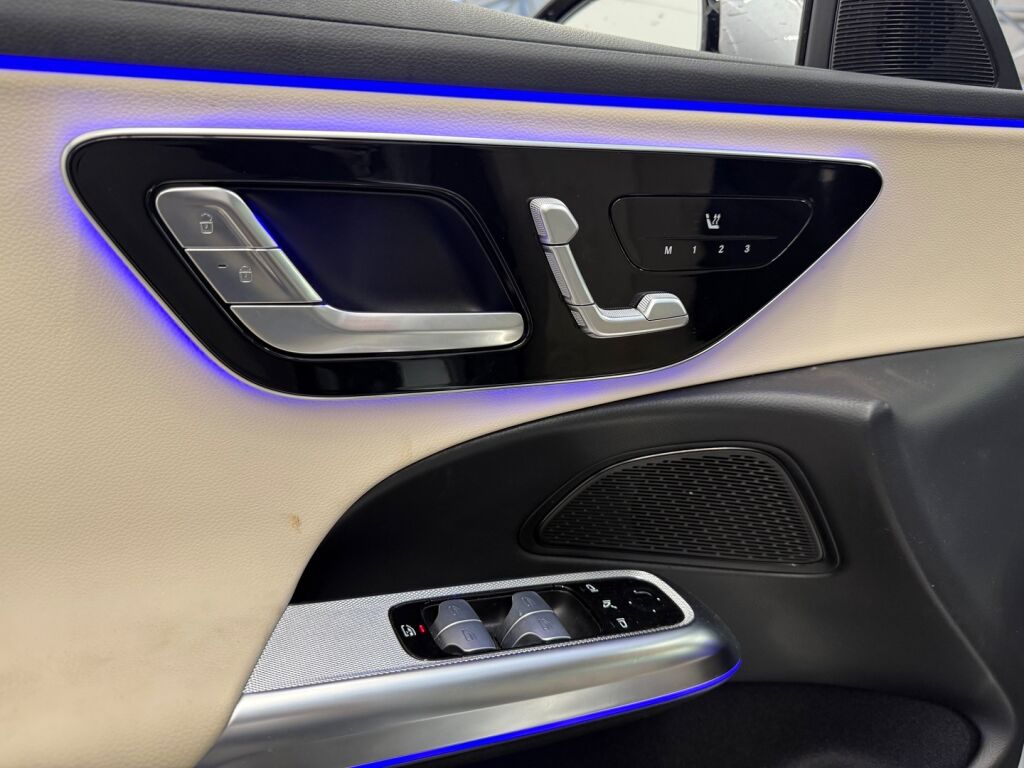 Mercedes-Benz E 2025 