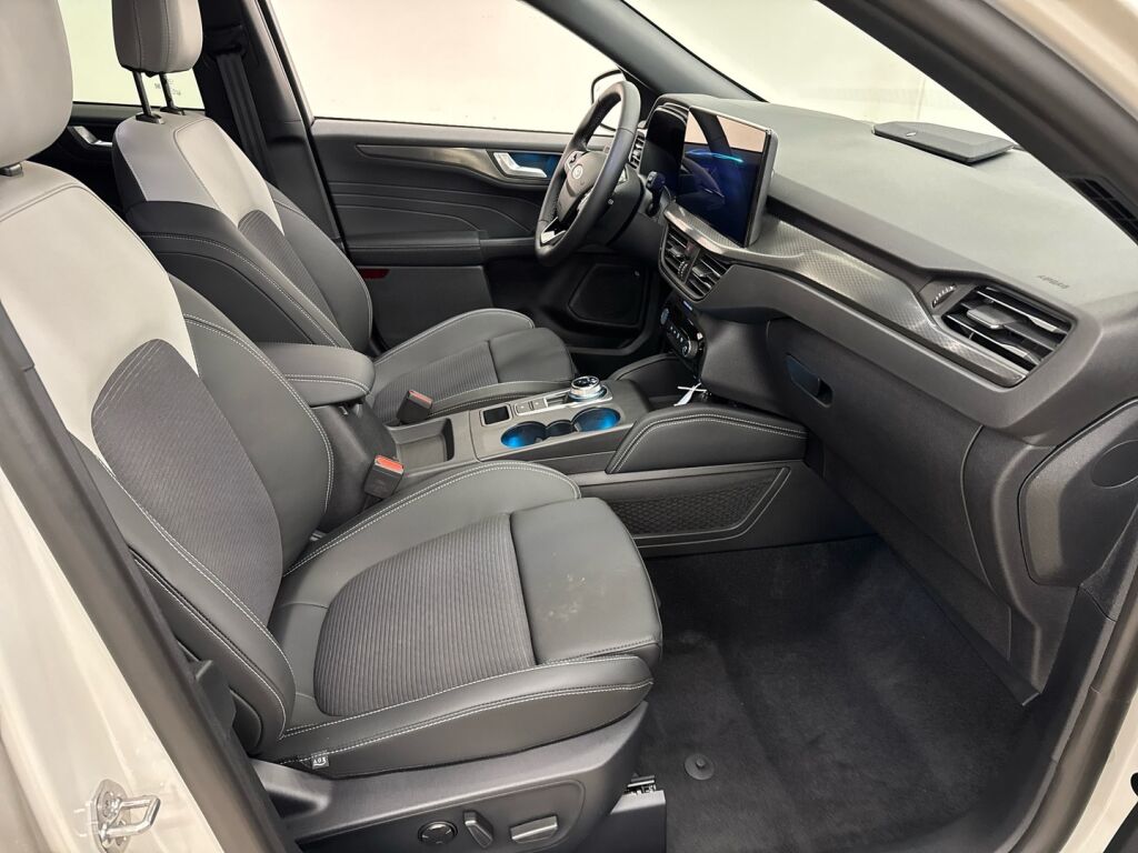 Ford Kuga 2026 Valkoinen