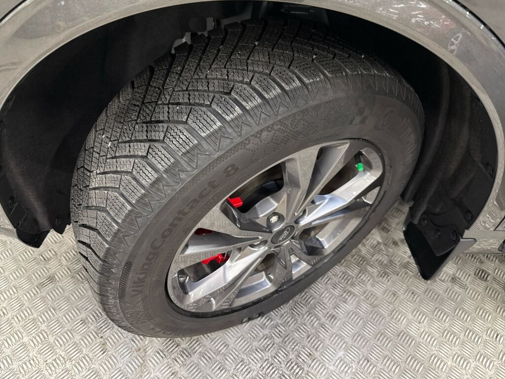 Ford Kuga 2026 Harmaa