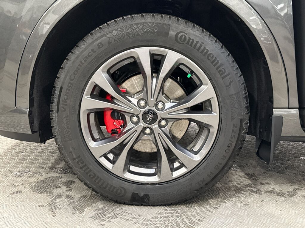 Ford Kuga 2026 Harmaa