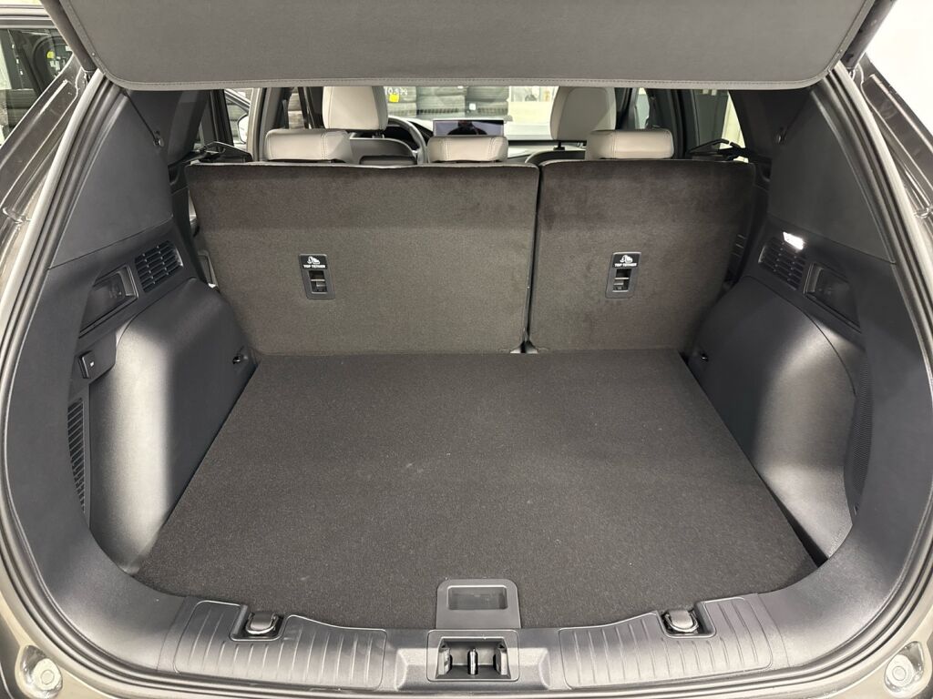 Ford Kuga 2026 Harmaa