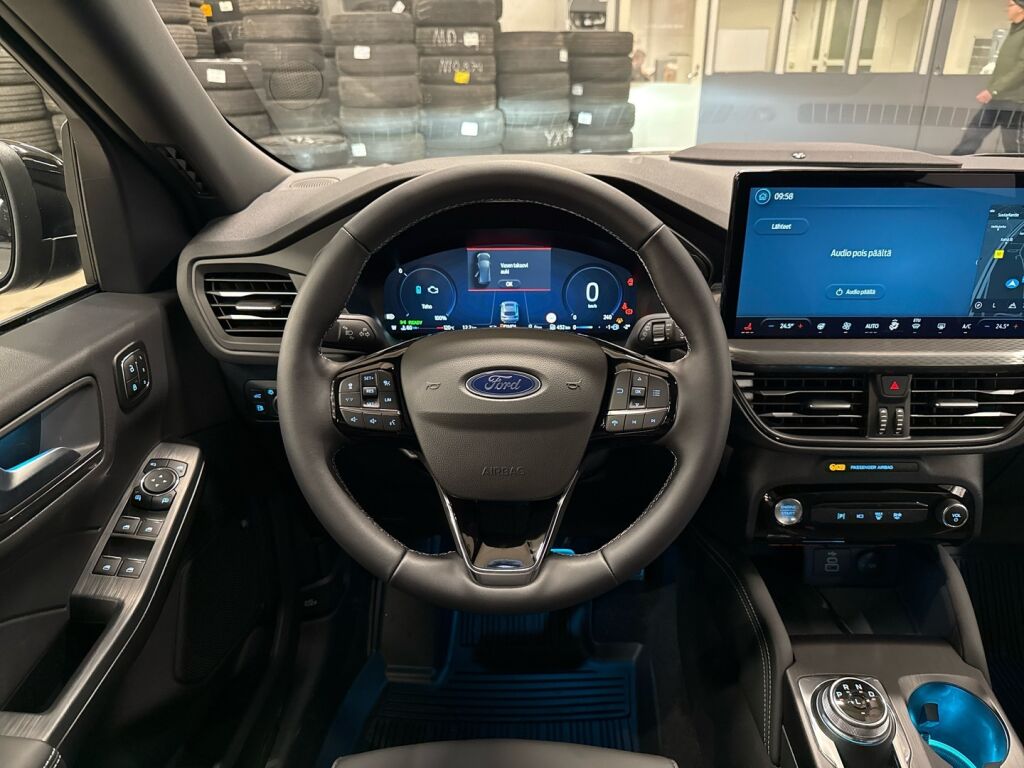 Ford Kuga 2026 Harmaa