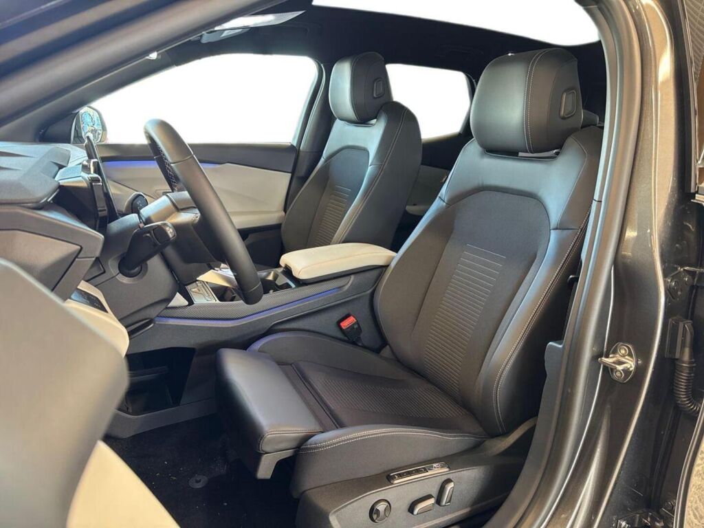 Ford Explorer 2026 Arctic Blue