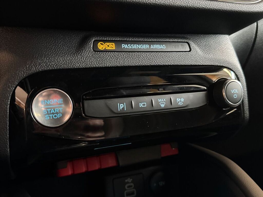 Ford Kuga 2026 Solar Silver