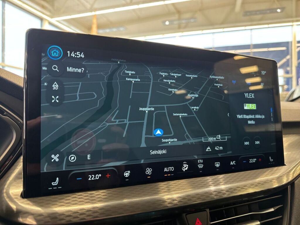 Ford Kuga 2026 Metropolis White