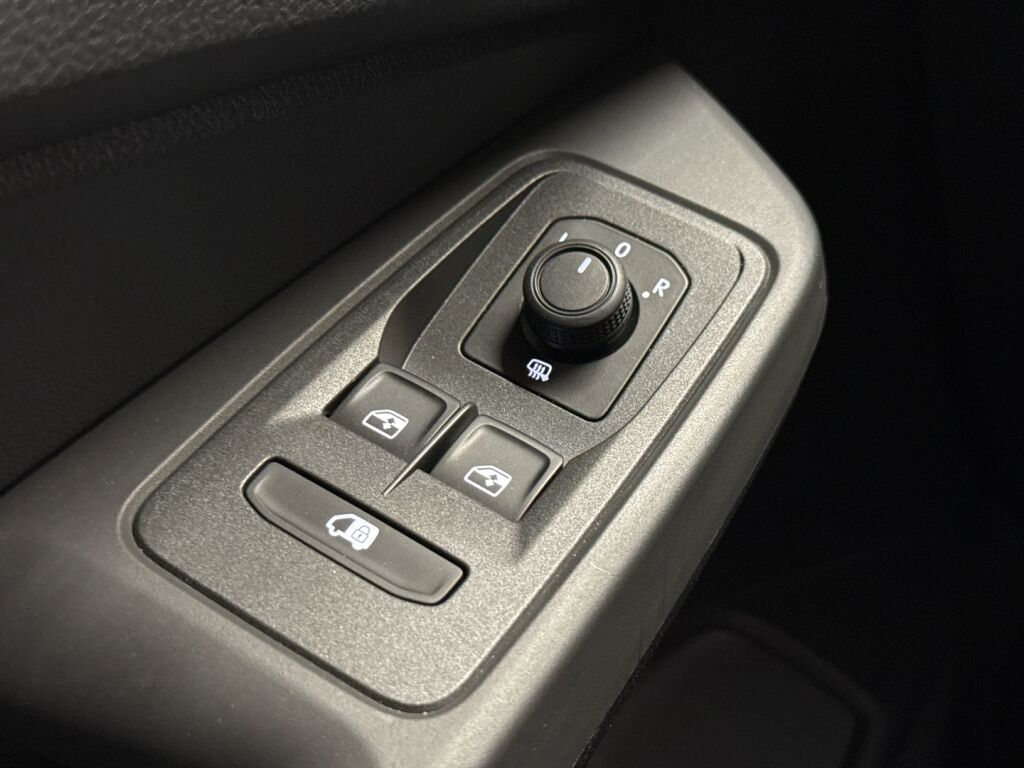 Ford Transit Connect 2024 Valkoinen