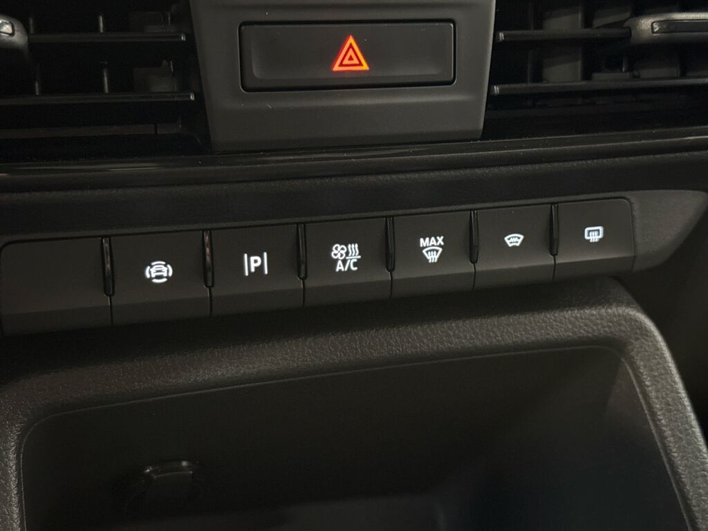 Ford Transit Connect 2024 Valkoinen