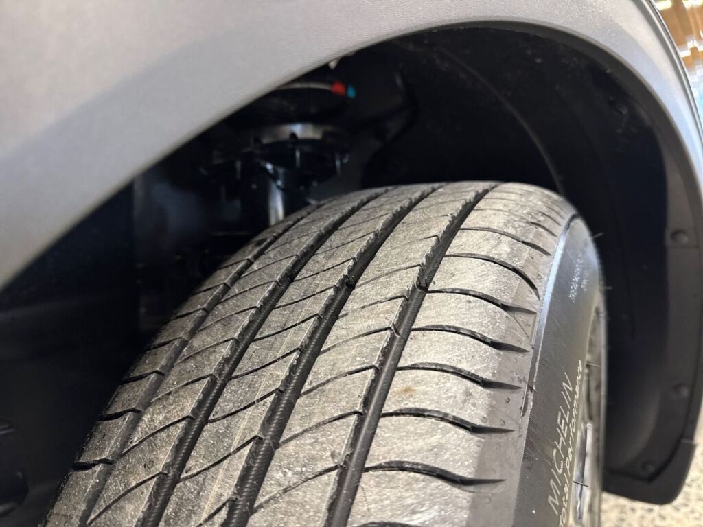 Kia Sportage 2026 Musta