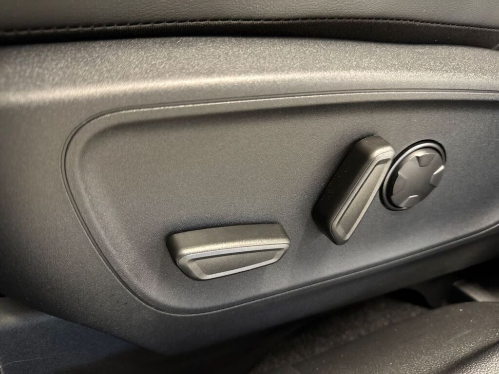 Ford Kuga 2026 Frozen White