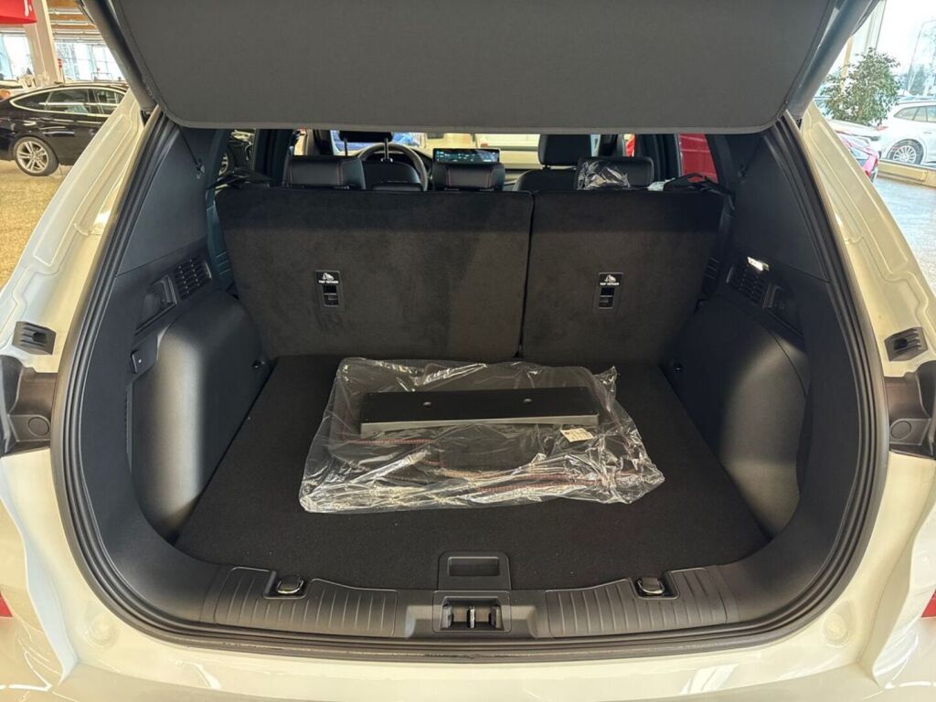 Ford Kuga 2026 Frozen White