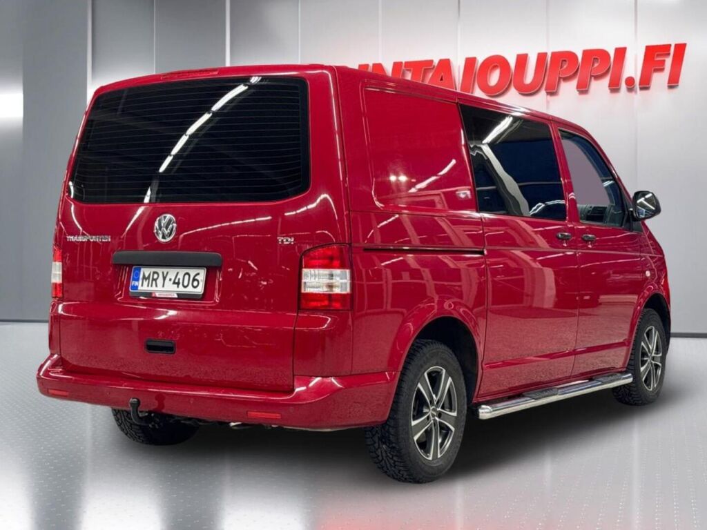Volkswagen Transporter 2011 Punainen