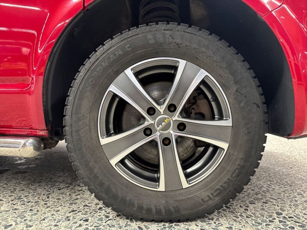 Volkswagen Transporter 2011 Punainen