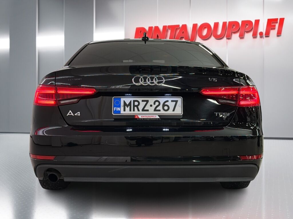 Audi A4 2016 Musta