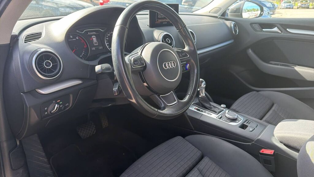 Audi A3 2016 Musta