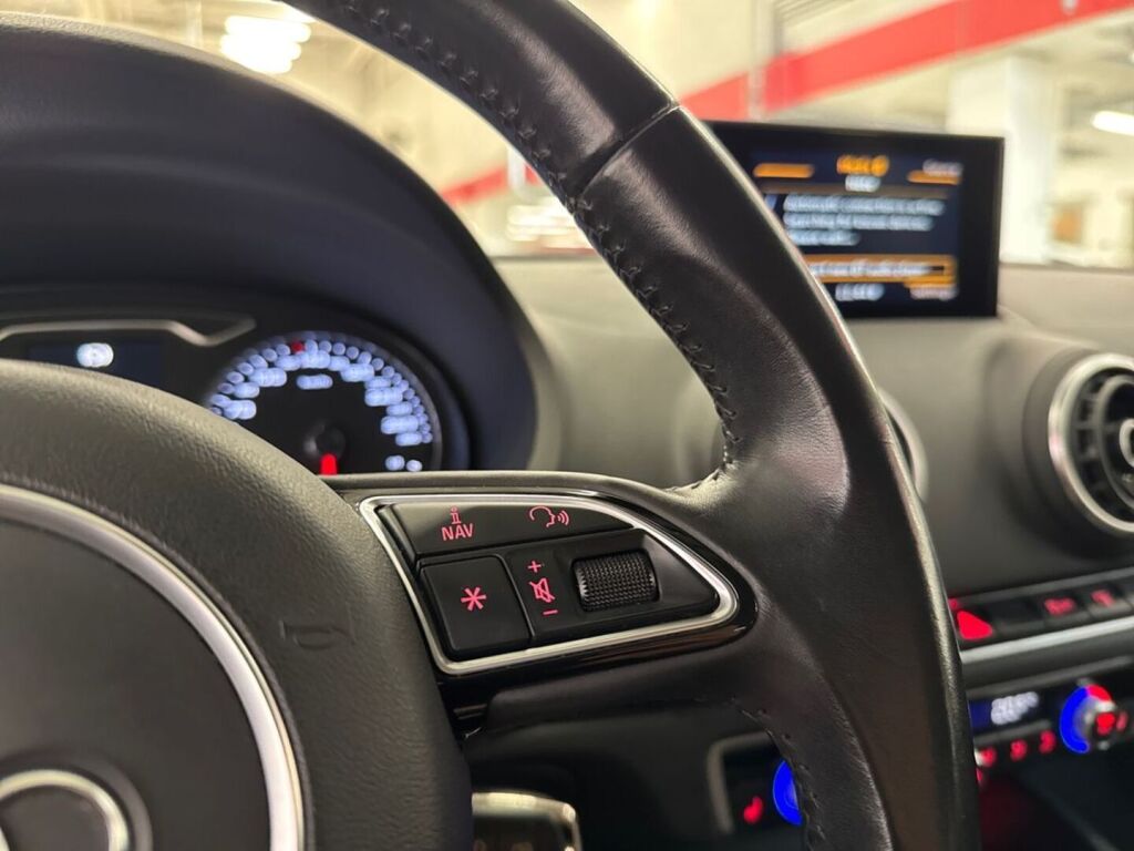 Audi A3 2016 Musta