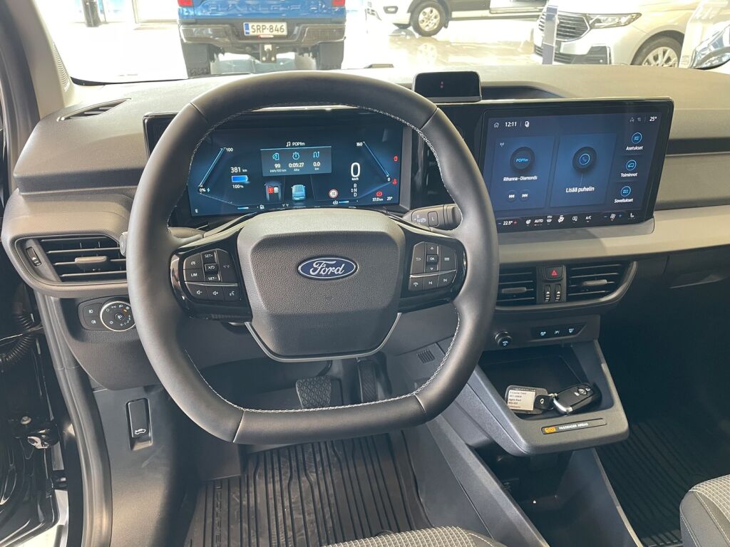 Ford Transit Courier 2026 Agate Black