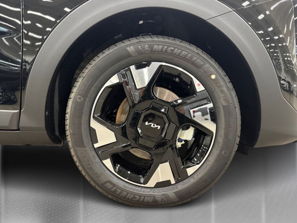 Kia Stonic 2026 Musta