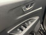 Kia Stonic 2026 Musta