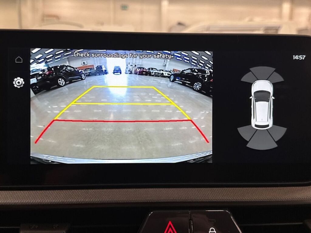Kia Stonic 2026 Musta