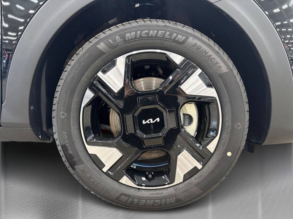 Kia Stonic 2026 Musta