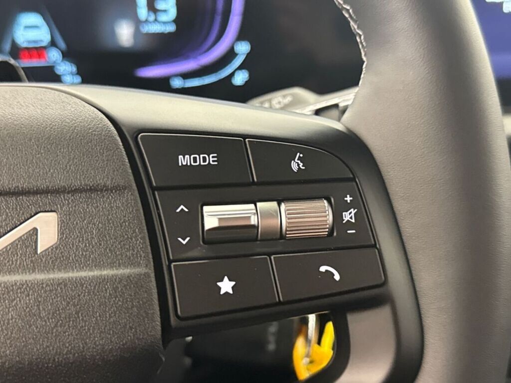 Kia Stonic 2026 Musta